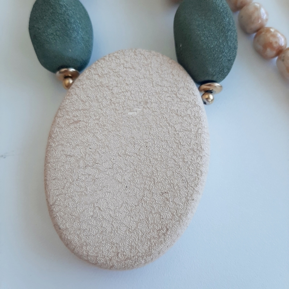 JAPAN BEADED NECKLACE - Picture 9 of 15